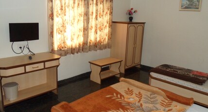 Hotel Maan Palace Mahabaleshwar Room Type - Deluxe Double Non Ac