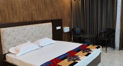 Rama Mithlesh homestay Room Type - AC  Room  Double Bed