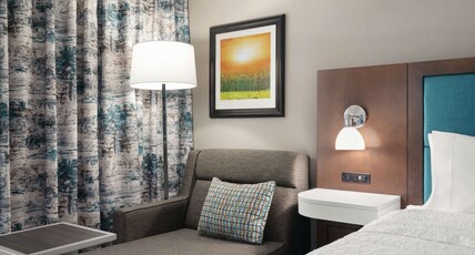 Hampton Inn Champaign Southwest IL Room Type - 1 KNG HEARING ACC NOSMOK