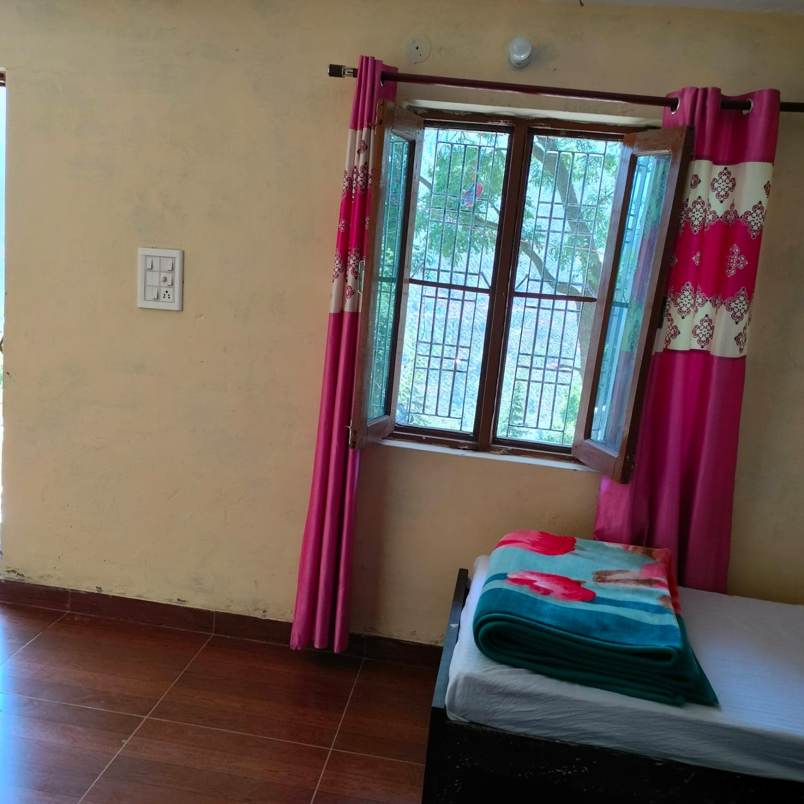 Perfect Peaceful Homestay | Rooms & Tours - Tap to explore photos