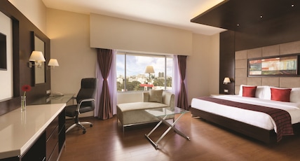 Ramada by Wyndham Chennai Egmore Room Type - Deluxe 1 King Bed Non Smoking Room Ramada by Wyndham Chennai Egmore Room Type - Deluxe 1 King Bed Non Smoking Room