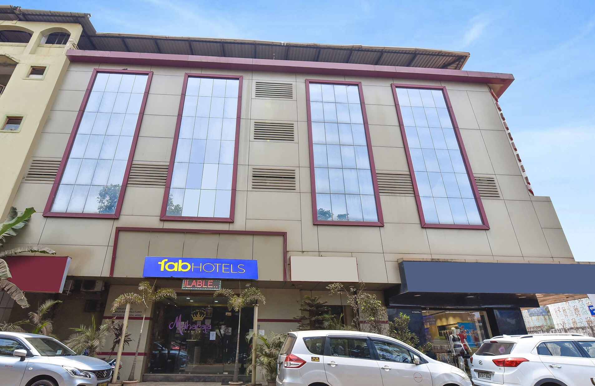 FabHotel Maharaja - Nr. Vasco Da Gama Railway Station - Tap to explore photos