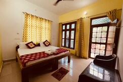 Himalayan Heights Hotel and Restaurant