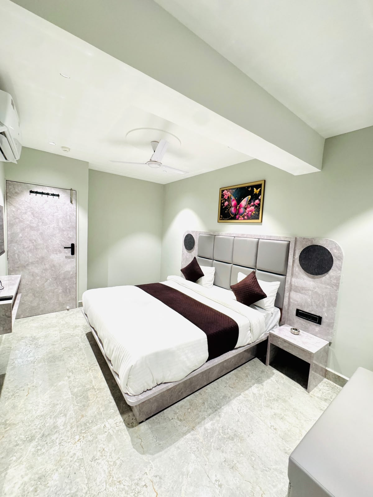 Hotel Shivay Paldi - Tap to explore photos