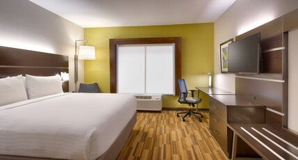 Holiday Inn Express El Paso I-10 East Room Type - 1 King Standard Comm Access Roll Shwr