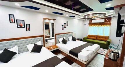 AYUSH INTERNATIONAL Room Type - DOUBLE BED A\C DELUXE ROOM