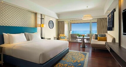 Hilton Bali Resort Room Type - King Cliff Tower Pool View