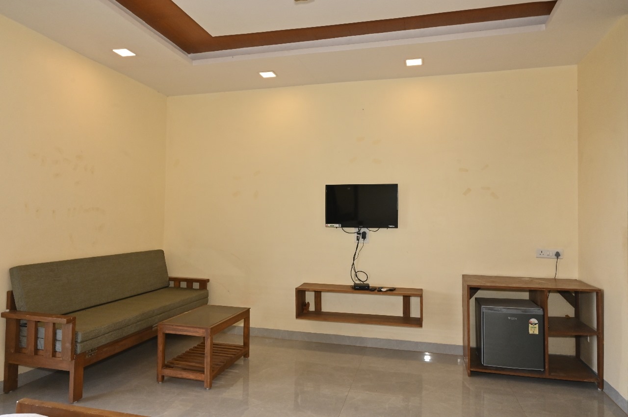 Shiv Parvati Resort 5BHK Villa - Tap to explore photos