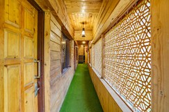 DanCenter Riverside Lexus Regency Pahalgam by CheckIn