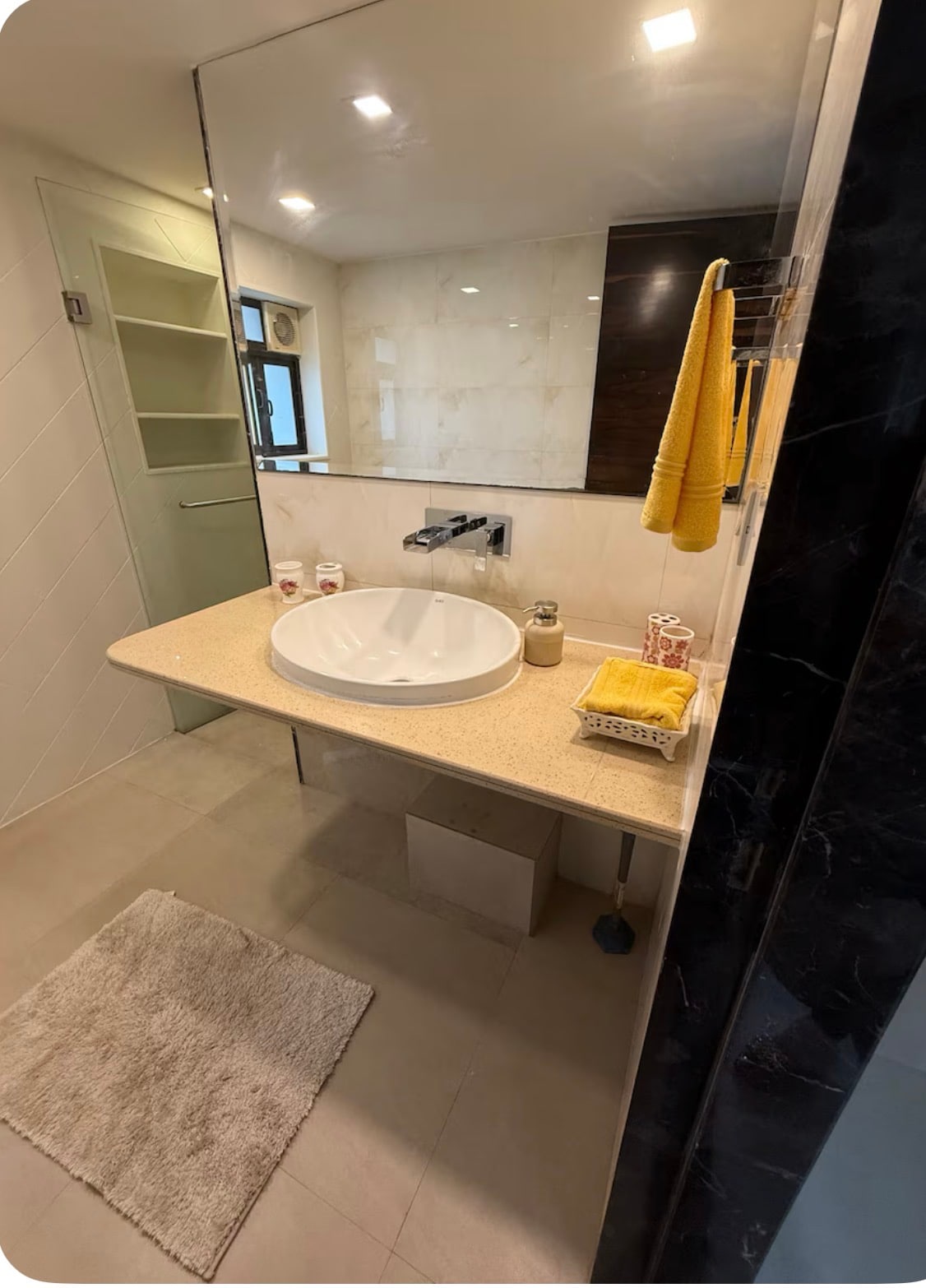 Modern 2 bhk   Spacious   Comfy - Tap to explore photos