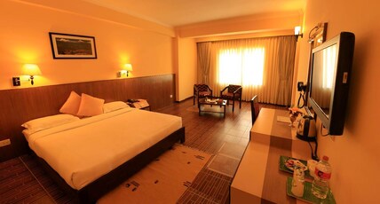 Hotel Mount Kailash - Experience Pokhara, Stay with Comfort Room Type - Presidential Suite