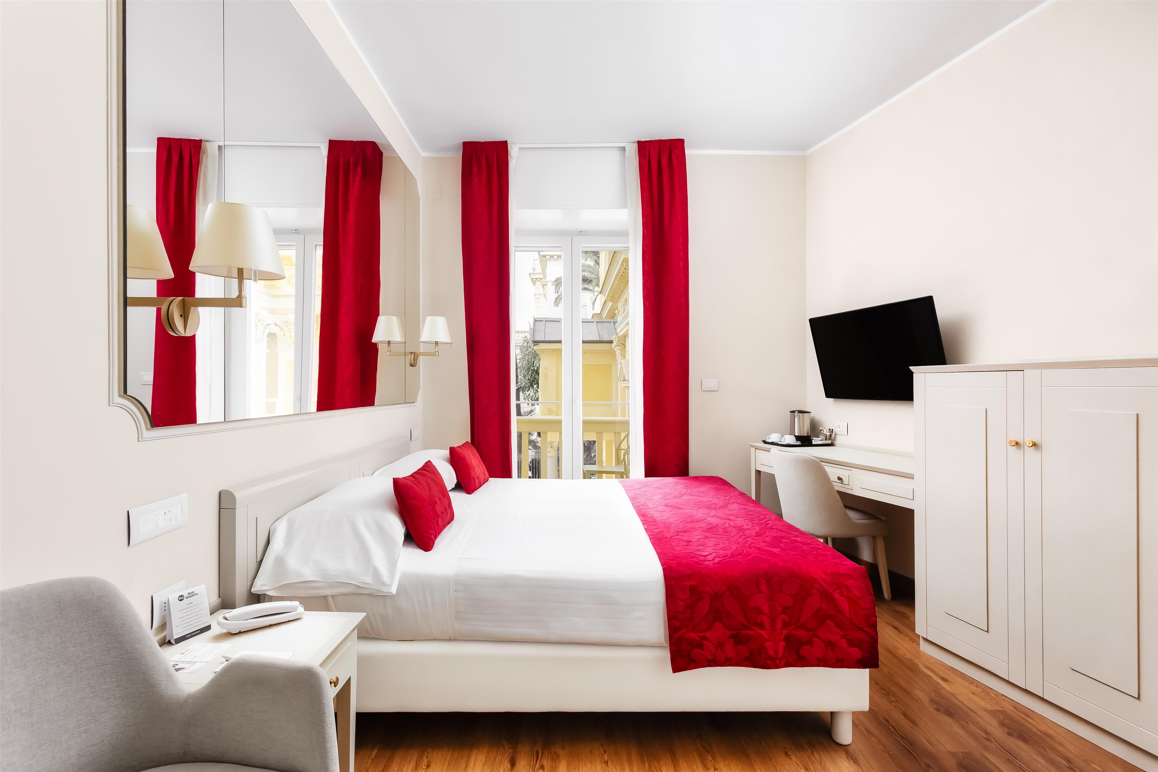 Best Western Hotel Nazionale - Tap to explore photos
