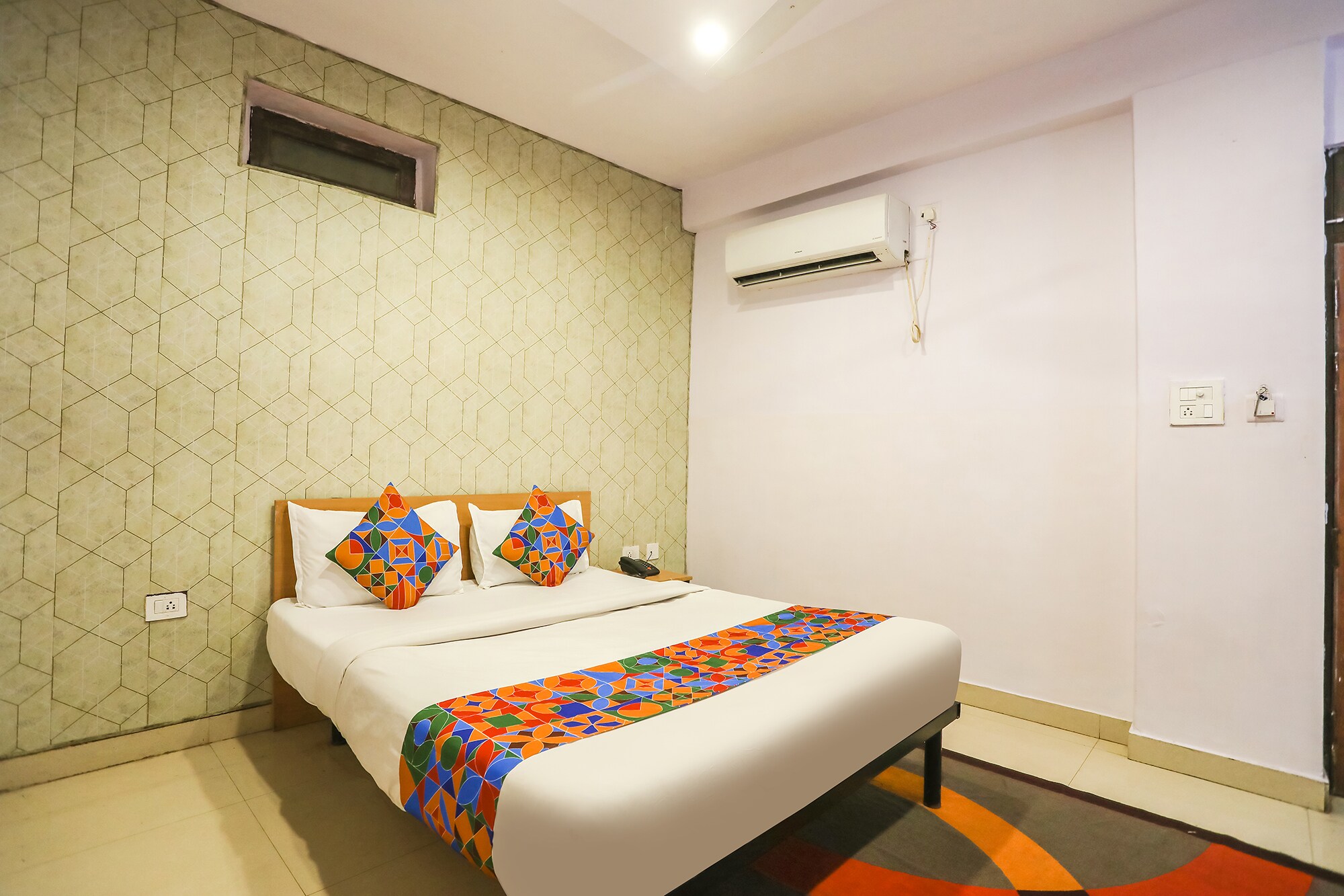 FabHotel Pranjul Inn - Tap to explore photos
