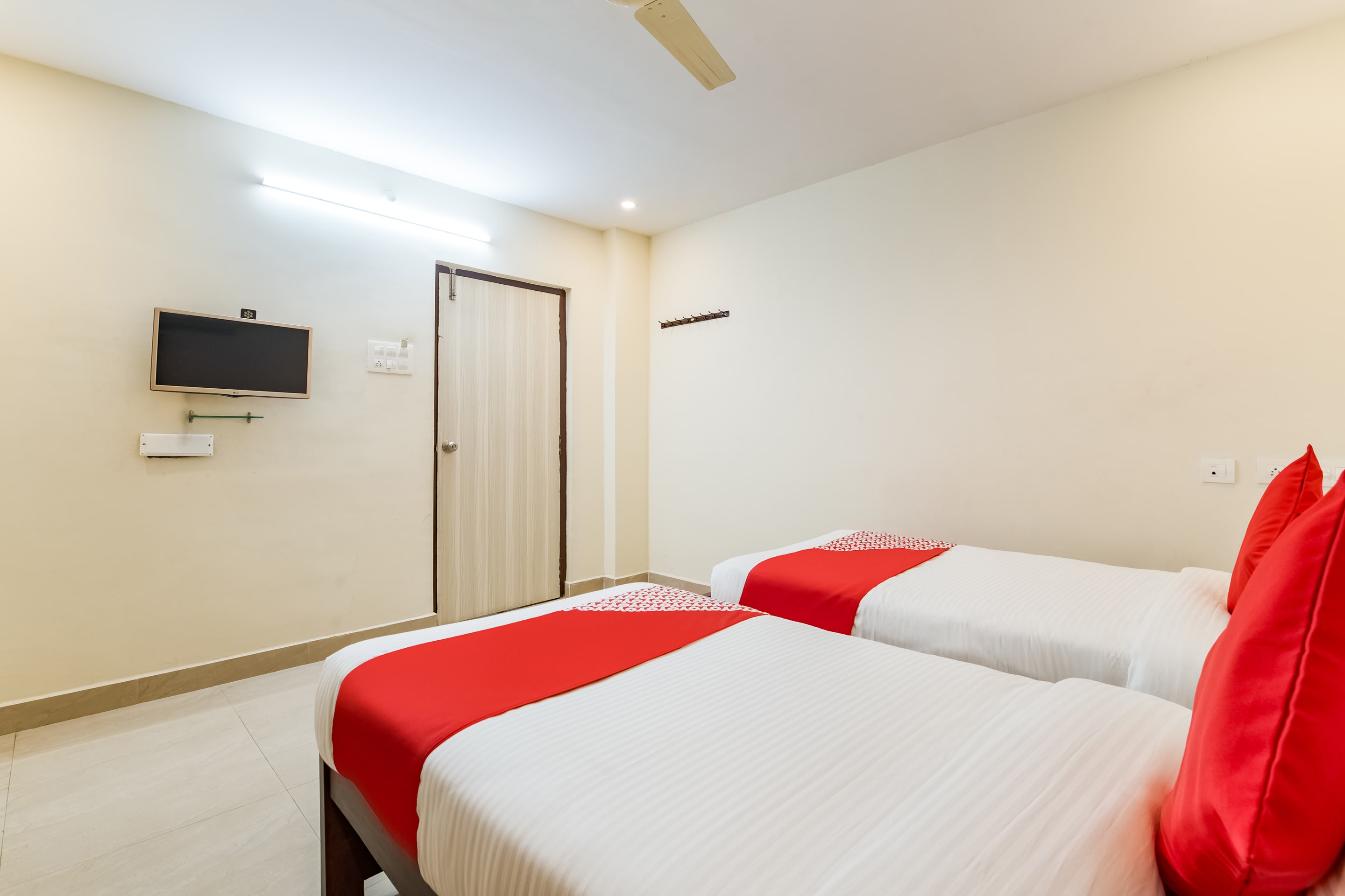 Hotel O Ram Nivas - Tap to explore photos