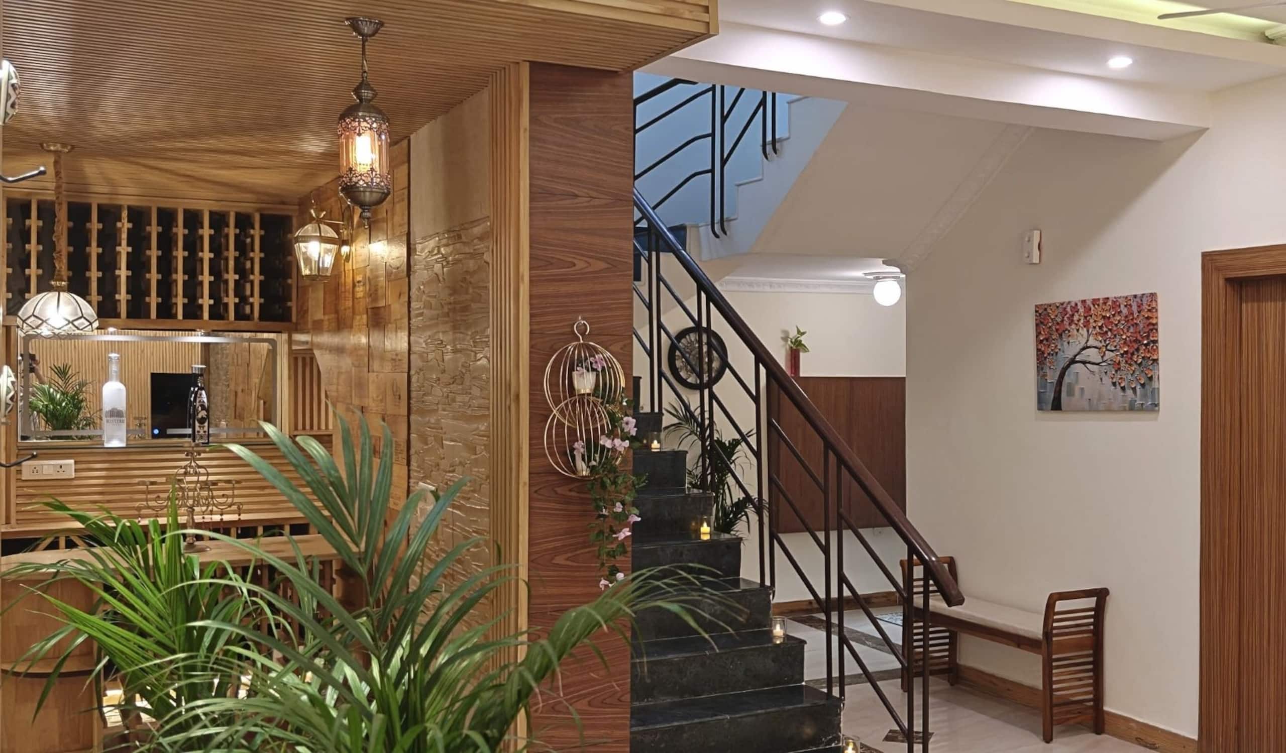 Premium Garden Residence 4BR Gurgaon - Tap to explore photos