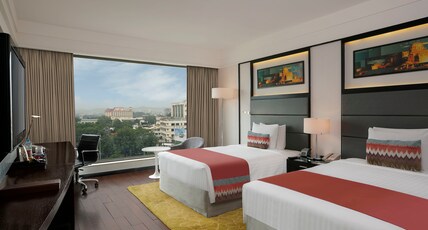 Crowne Plaza Pune City Centre Room Type - Deluxe Twin Room Non Smoking