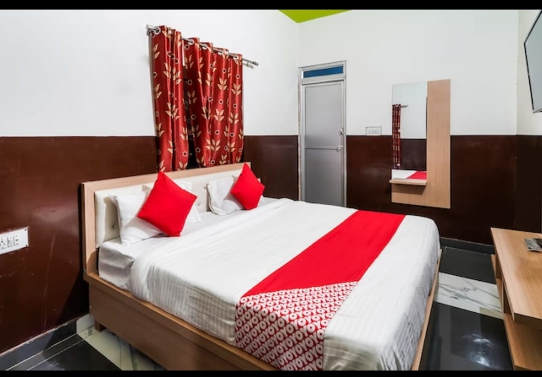 Hotel O Shiva - Tap to explore photos