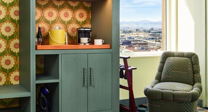 The Curtis Denver - a DoubleTree by Hilton Hotel Room Type - 1KG MOB HEAR ACC RI-SHW NS