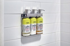 Holiday Inn Express Hotel & Suites - Woodstock