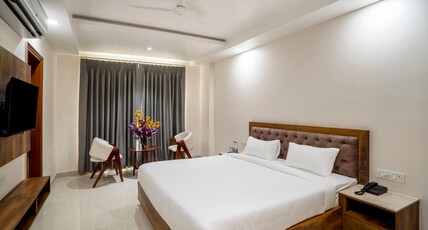 Hotel Narayan Palace Room Type - Deluxe Room