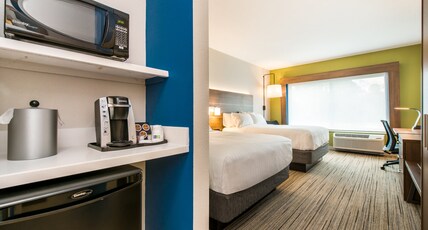 Holiday Inn Express & Suites LAGRANGE Room Type - 2 Queen Beds Standard Comm Access Tub