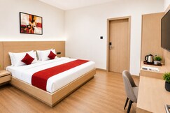 Hotel the Rivera