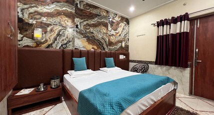 Shri Thakur ji Dham Room Type - Double Bed AC