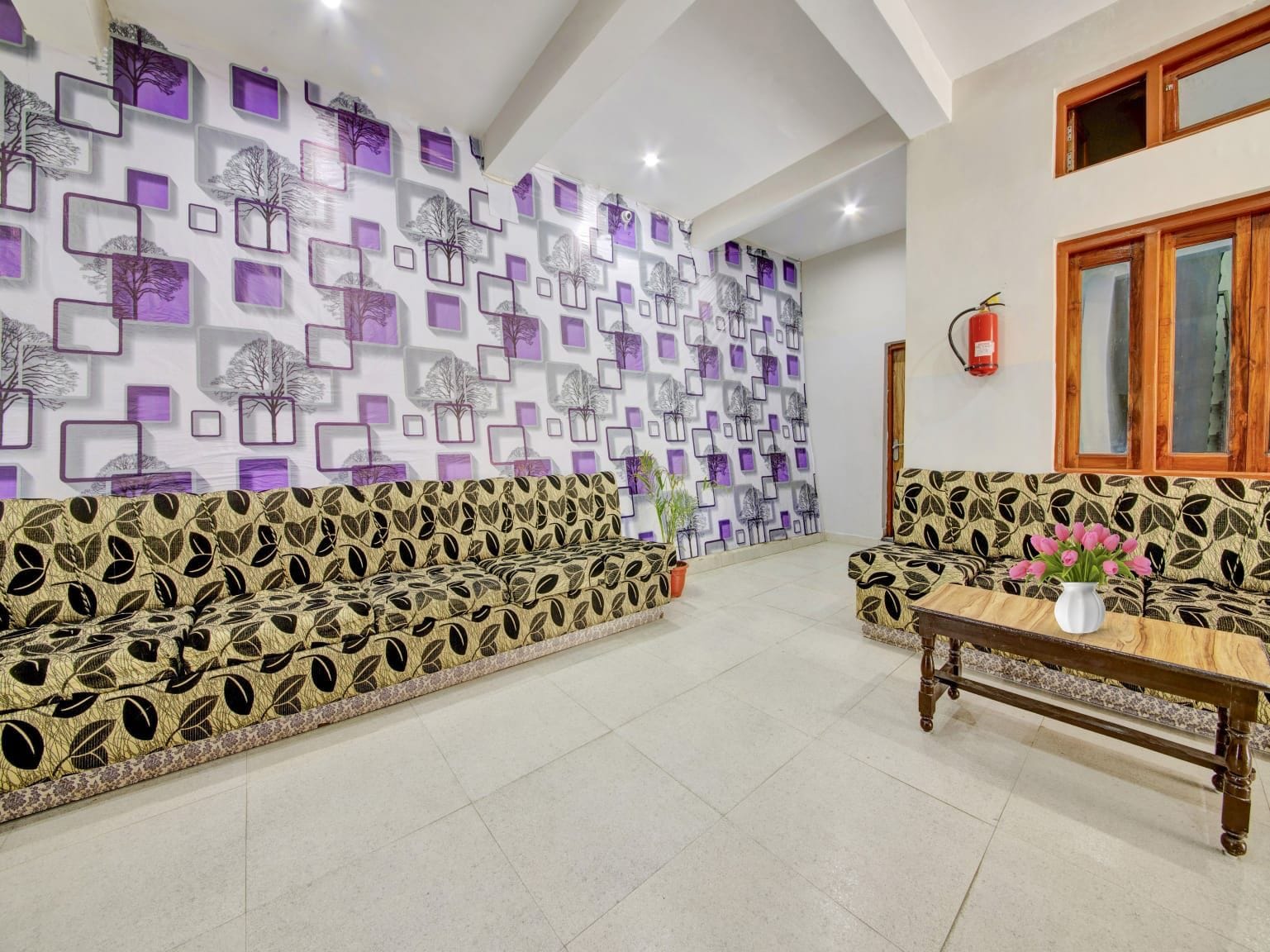 Hotel kailasha - Tap to explore photos