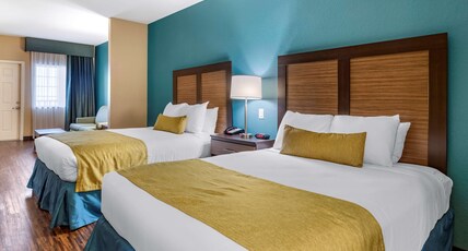 Best Western Plus Galveston Suites Room Type - Suite-2 Queen Beds, Non-Smoking, Ocean View, Microwave And Refrigerator, Sofabed, Balcony, Full Brea