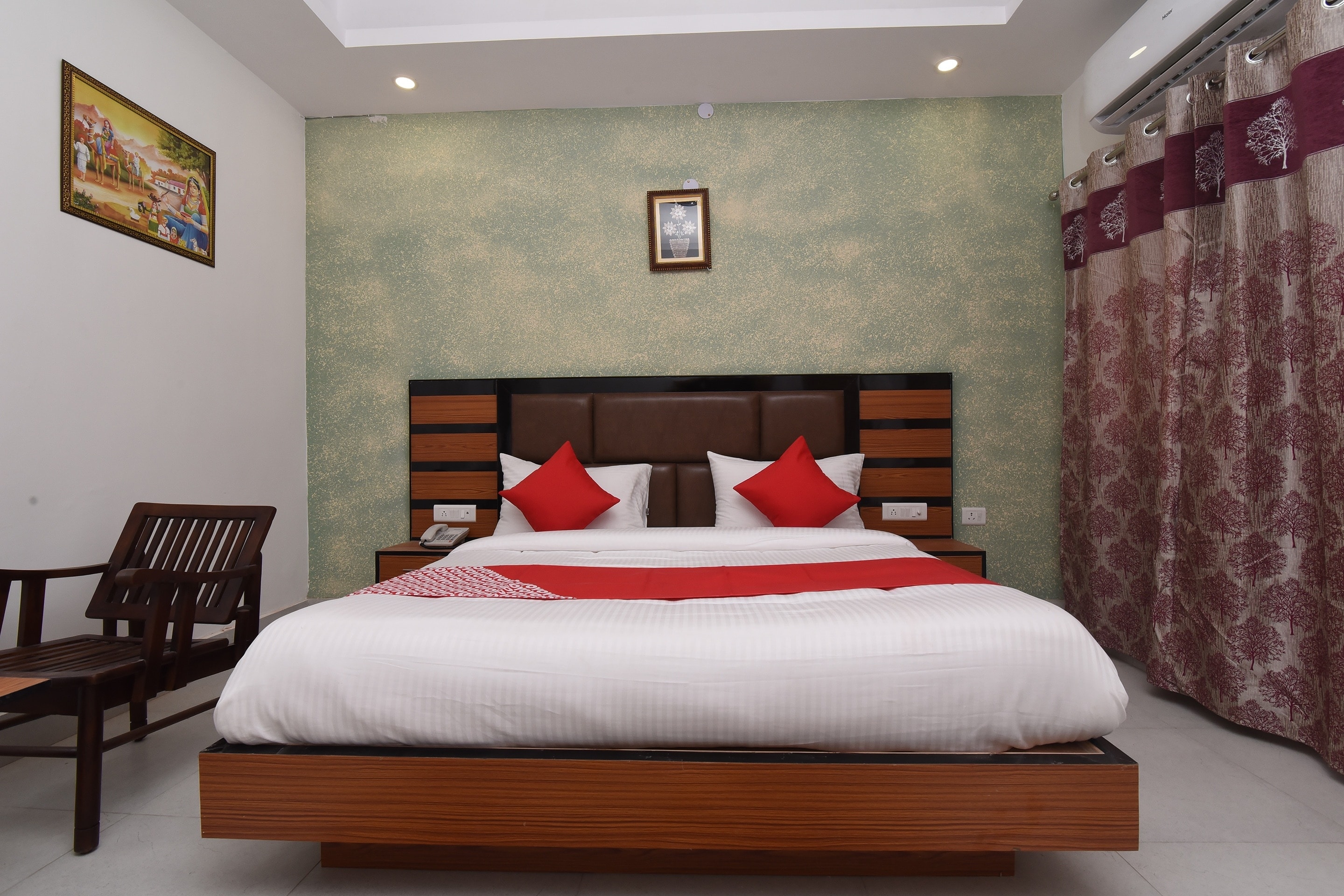 Hotel O Noida Suites? - Tap to explore photos