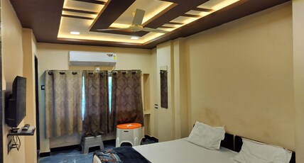TRPOTELS Near Railway Station Ujjain Room Type - DELUXE ROOM TRPOTELS Near Railway Station Ujjain Room Type - DELUXE ROOM