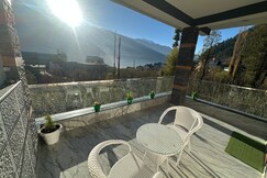 The Cedar Stone Apartment Manali