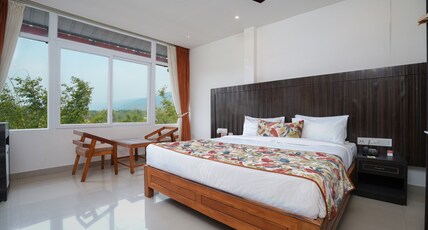 Summit Green Lake Tea Resort & Spa. Room Type - Deluxe Room