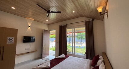 Chirooss Homestay | Dorms & Rooms Room Type - Ac couple cottage
