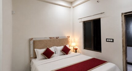 Hotel Shubham Room Type - Deluxe Non Ac 