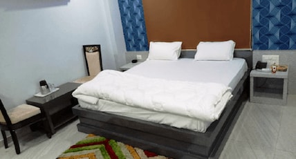 Hotel sheela chambers Room Type - AC Royal Deluxe Hotel sheela chambers Room Type - AC Royal Deluxe
