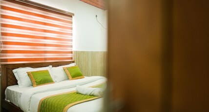 ENKE SUITES | 10 min to infopark kakkanad Room Type - Standard AC Room