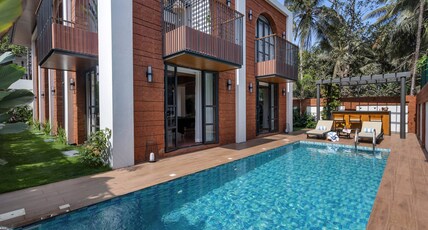 Opulent 4BHK Siolim Villa w Pool Bar Pool Table Room Type - Opulent 4BHK Siolim Villa w Pool Bar Pool Table