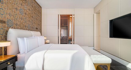 Raffles Doha Room Type - Gulf Signature Suite