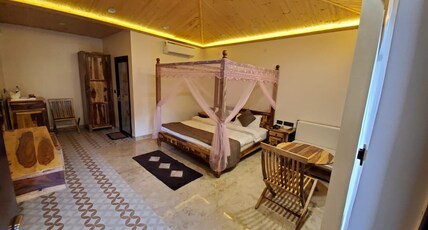 7 Hills Hotel and Resort Room Type - Deluxe Room with River View