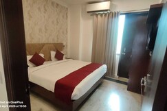 Hotel O Orca Tilak Nagar