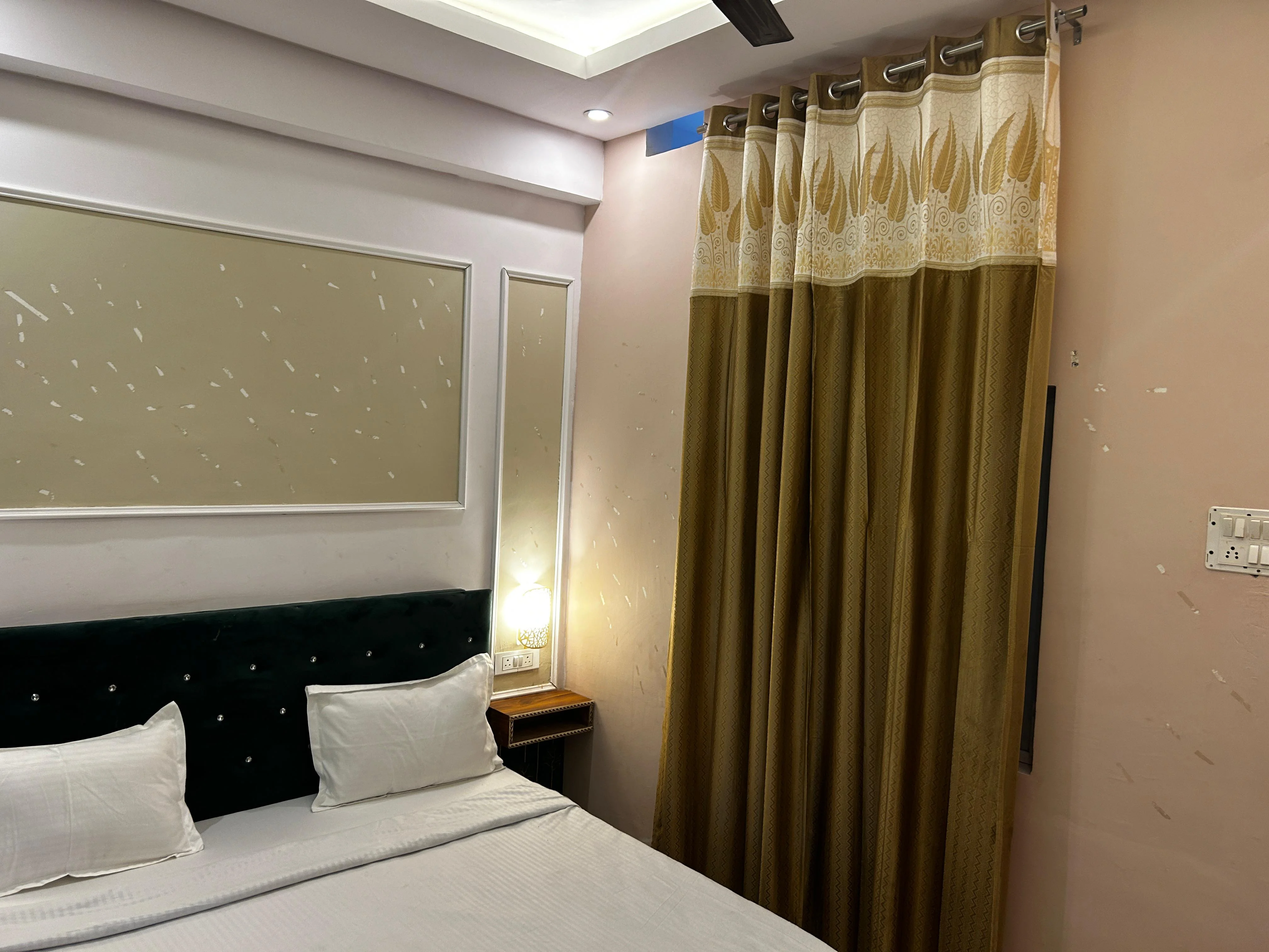 Hotel Seven Apple Room Type - Classic Retreat Room