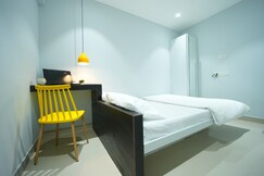 Studio 421 Serviced Apartment | Rooms & Wi-Fi