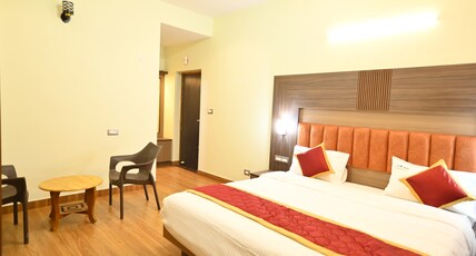 KULIR KODAI INN Room Type - VALLEY VIEW SUITE WITH BALCONY