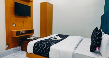 Hotel A1 Room Type - Deluxe Ac