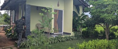 Medini Ecostay