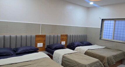 Hotel Ganpati and Lodging Room Type - 5 Bed Delux Non AC Room