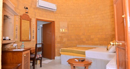 Himmatgarh Palace - Heritage Boutique Hotel Room Type - Burj Fort View Room