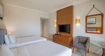 DoubleTree by Hilton Resort  & Spa Marjan Island Room Type - TWIN ROOM WITH ISLAND VIEW