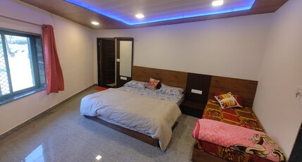 Jungal Villa & Restaurant Room Type - Triple Bed Room